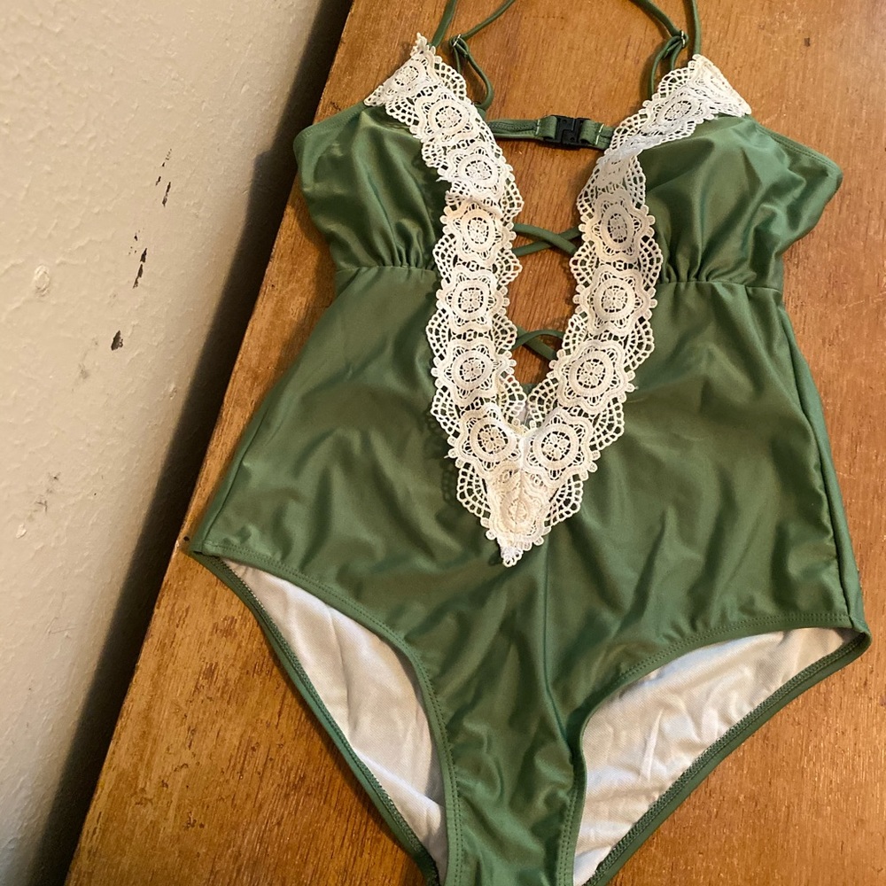 One piece swimsuit XL